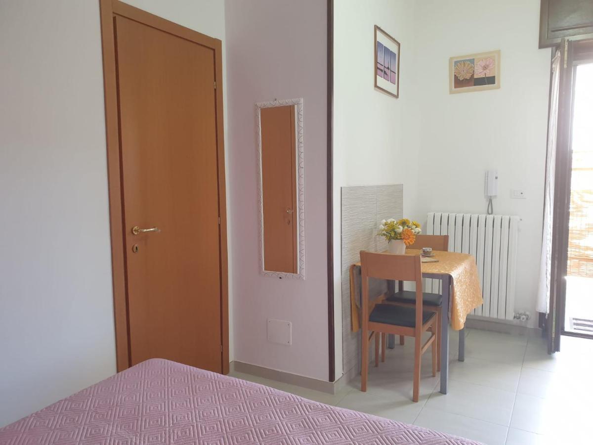 Monolocale Viola - A Casa Di Ludovica E Martina